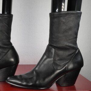 Women's & Other Stories Black Leather Ankle High Pointed Fashion Boots 8.5